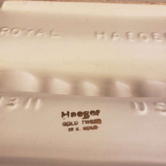 Vintage Royal Haeger Gold Tweed Ashtray 10.5" Square - Picture 3 of 6